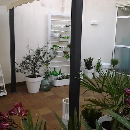 Patio Apartment *